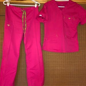 Med Couture EZ Flex Top and Pant